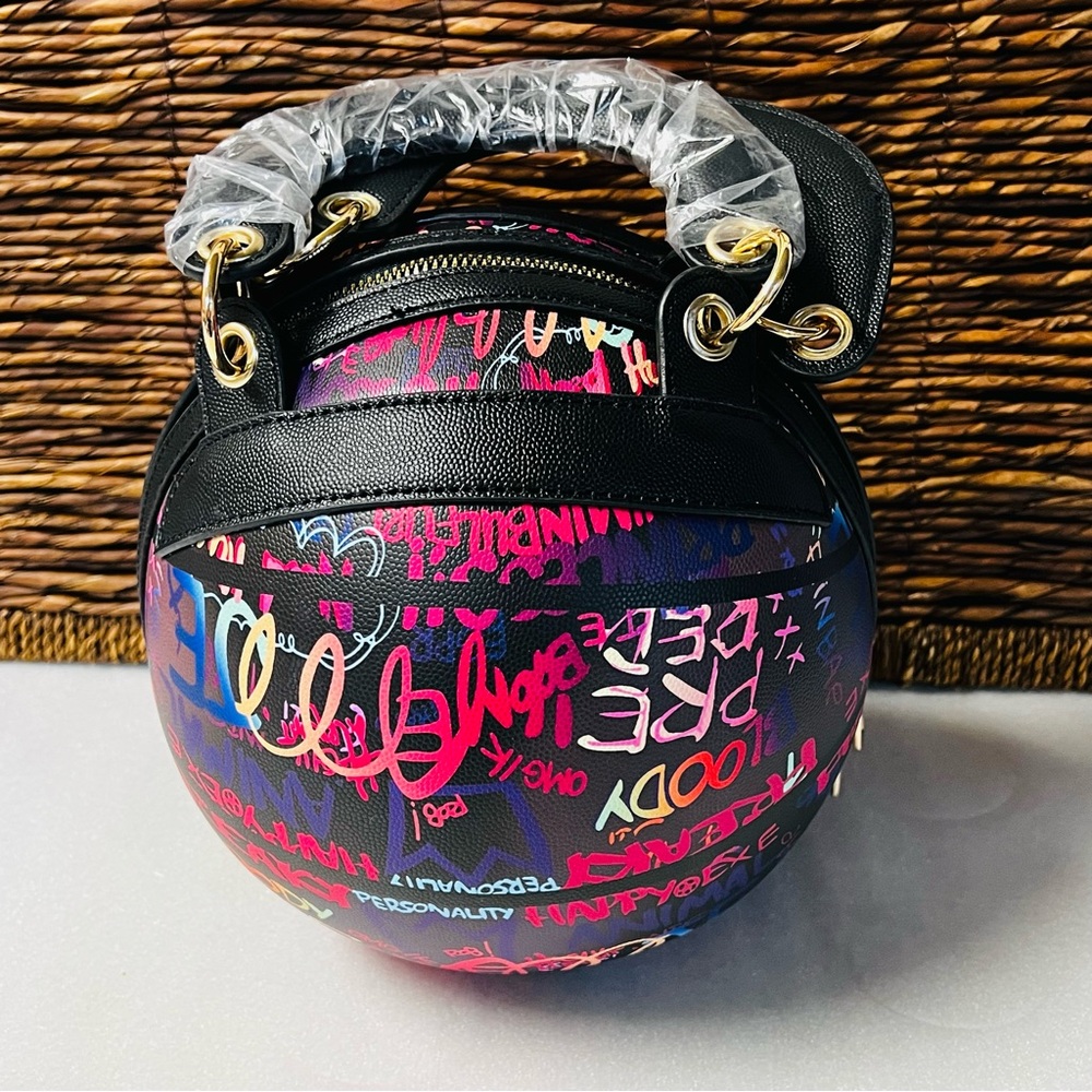 Graffiti Basketball Handbag  New Purse - Picture 3 of 11